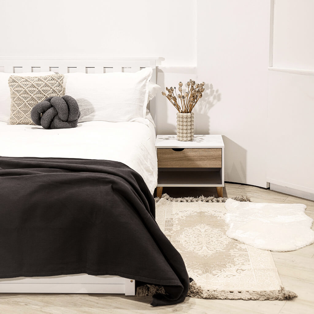 Bedside - Stockholm in White-Oak